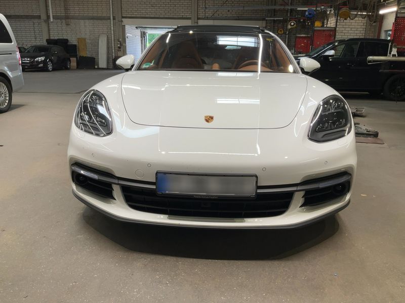 Porsche Panamera Sport Turismo 4 E-Hybrid — zdjęcie 9