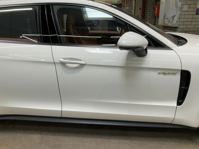 Porsche Panamera Sport Turismo 4 E-Hybrid — zdjęcie 7