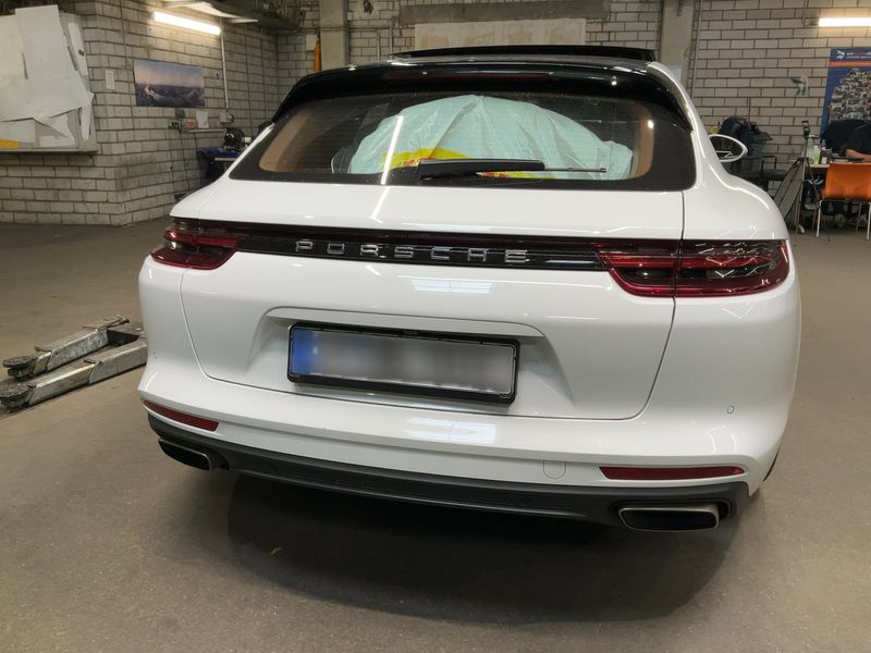 Porsche Panamera Sport Turismo 4 E-Hybrid — zdjęcie 5