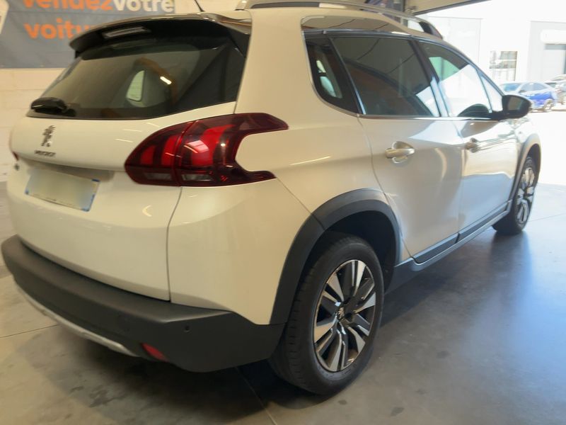Peugeot 2008 1.2 PureTech Allure 2018 – снимка 8