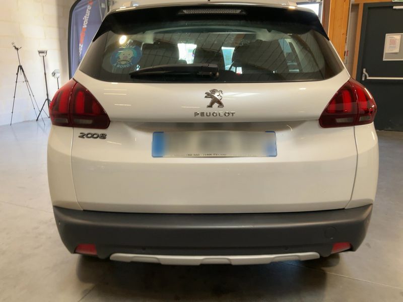 Peugeot 2008 1.2 PureTech Allure 2018 – снимка 7