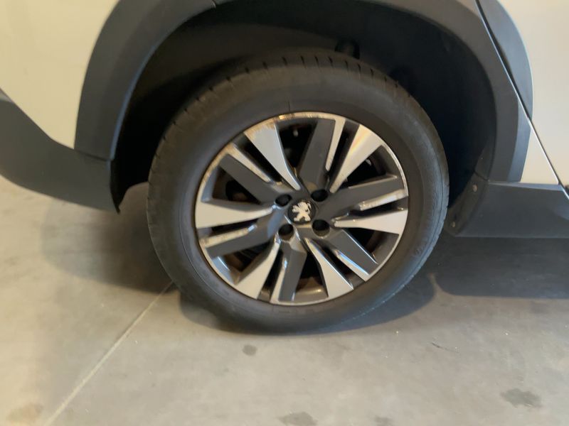 Peugeot 2008 1.2 PureTech Allure 2018 – снимка 9