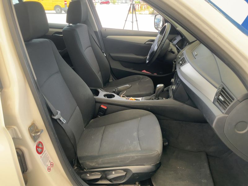 BMW X1 sDrive 18d — zdjęcie 11
