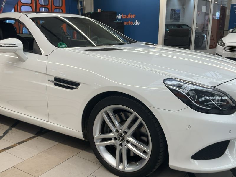 Mercedes-Benz SLC-Klasse SLC 180 — zdjęcie 8