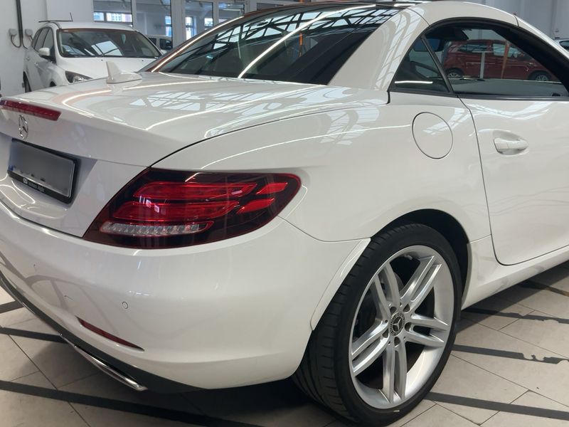Mercedes-Benz SLC-Klasse SLC 180 — zdjęcie 6