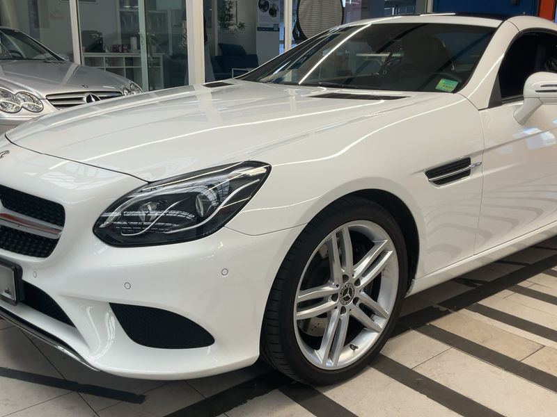Mercedes-Benz SLC-Klasse SLC 180 — zdjęcie 2