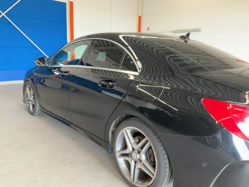 Mercedes-Benz CLA-Klasse CLA 200 AMG Line — zdjęcie 3