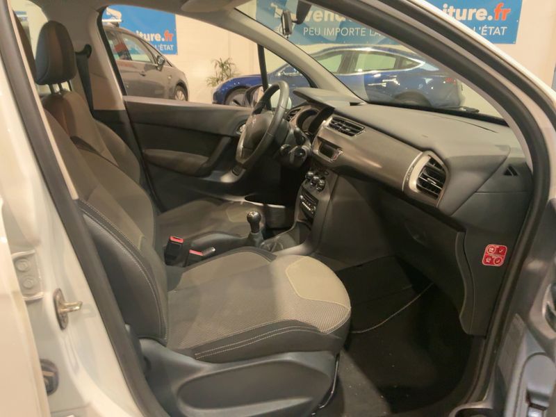 Citroen C3 1.4 HDi Confort — zdjęcie 11