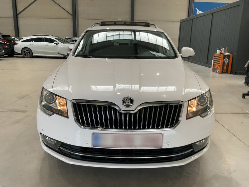Skoda Superb 1.6 TDI Ambition 2015 – снимка 14