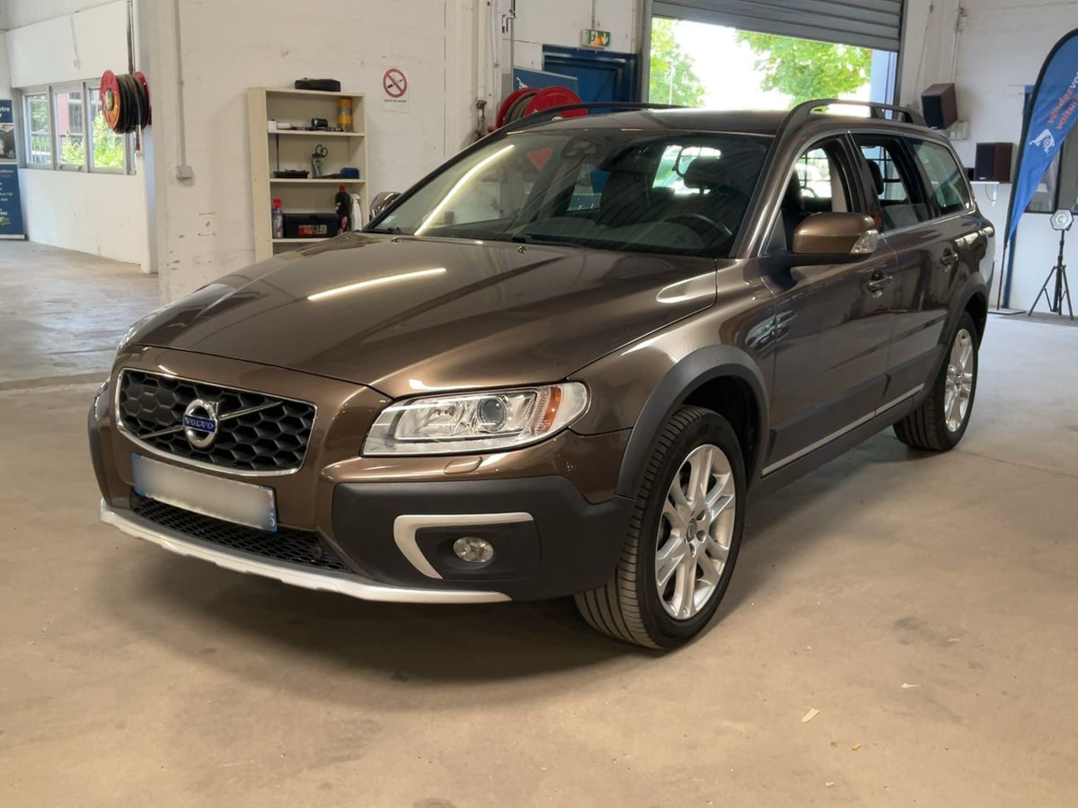 Volvo XC70 2015