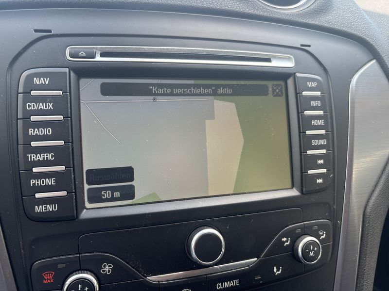 Ford Mondeo 2.0 EcoBoost Titanium — zdjęcie 13