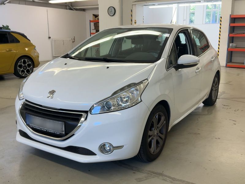 Peugeot 208 1.6 Allure 2014 – снимка 1