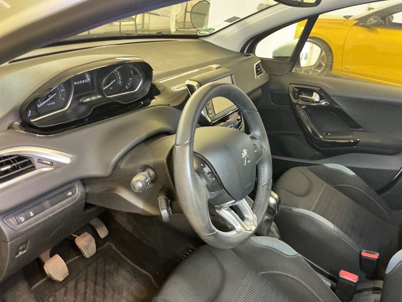 Peugeot 208 1.6 Allure 2014 – снимка 27