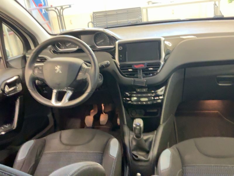 Peugeot 208 1.6 Allure 2014 – снимка 18