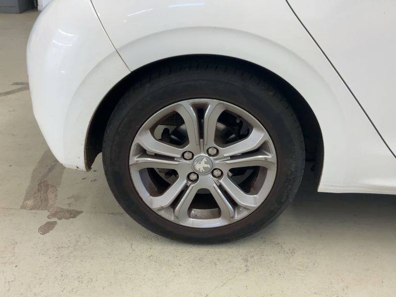 Peugeot 208 1.6 Allure 2014 – снимка 9
