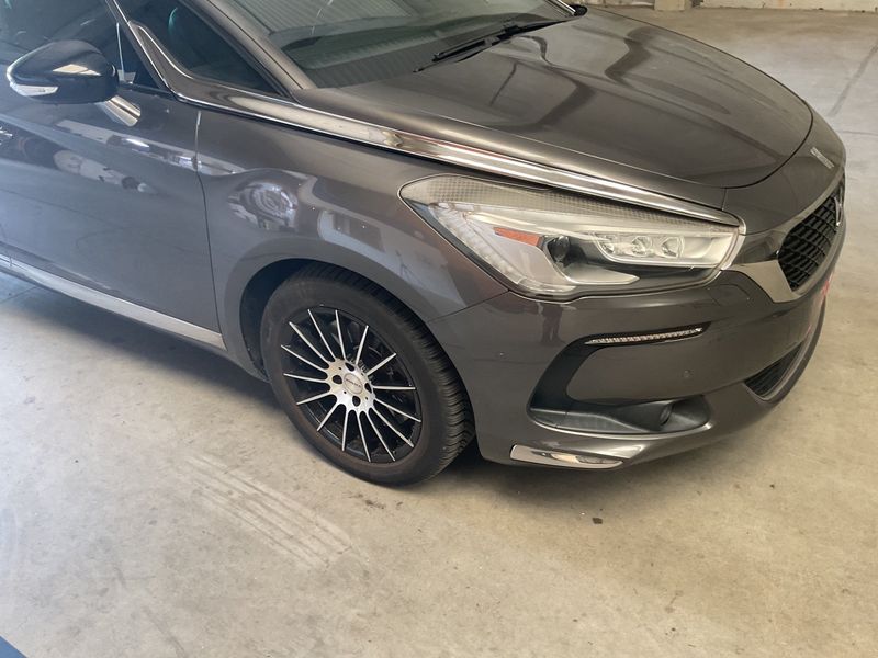 DS Automobiles DS5 2.0 Blue-HDi Business Class — zdjęcie 8
