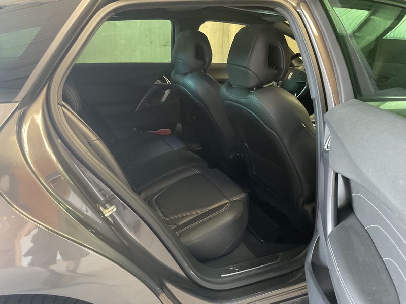 DS Automobiles DS5 2.0 Blue-HDi Business Class — zdjęcie 14