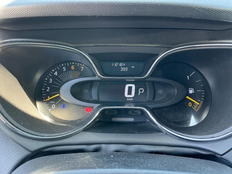 Renault Captur 1.2 TCe Zen — zdjęcie 13