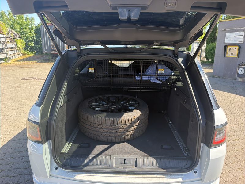 Land Rover Range Rover Sport 5.0 V8 SVR — zdjęcie 9