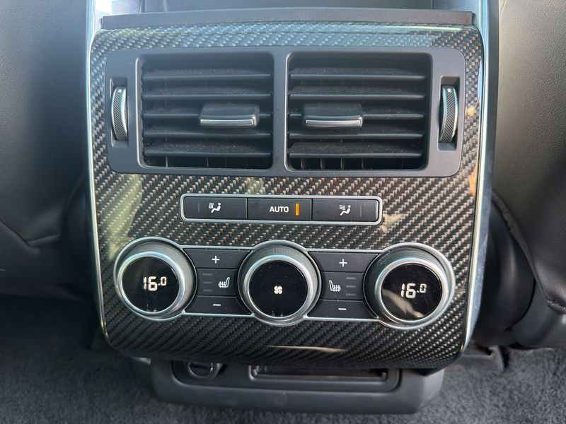 Land Rover Range Rover Sport 5.0 V8 SVR — zdjęcie 18