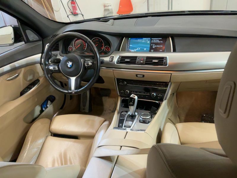 BMW 5er 530d GT 2014 – снимка 17