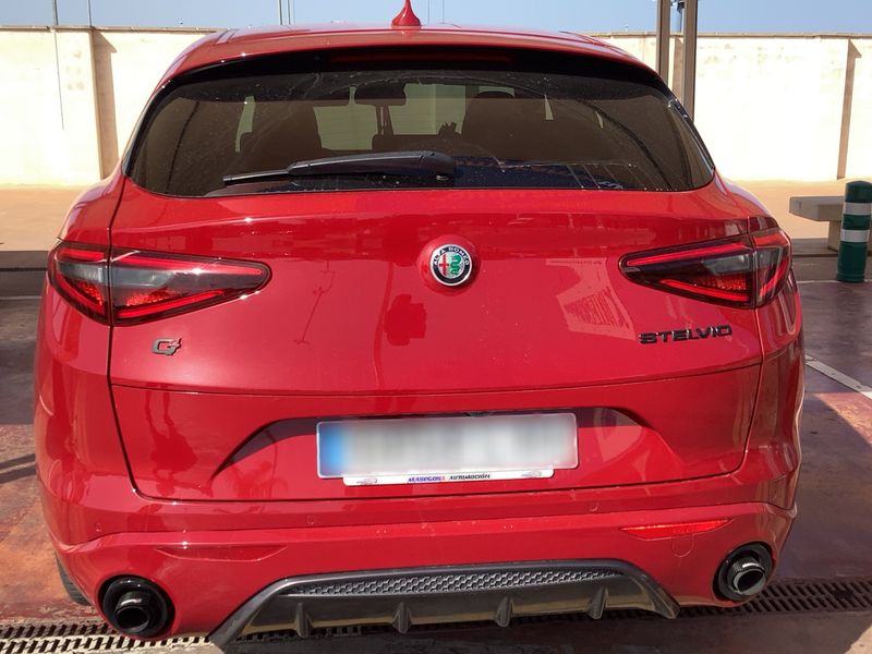 Alfa Romeo Stelvio 2.2 JTDM Veloce Ti Q4 — zdjęcie 5