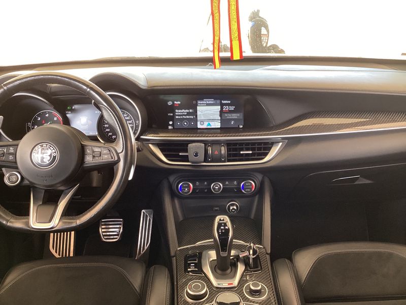 Alfa Romeo Stelvio 2.2 JTDM Veloce Ti Q4 — zdjęcie 12