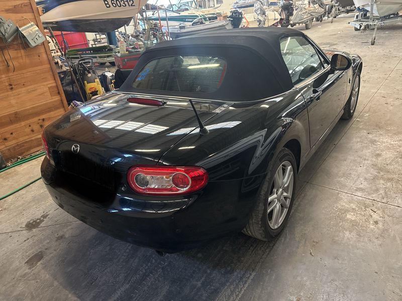 Mazda MX-5 1.8 Center-Line — zdjęcie 5
