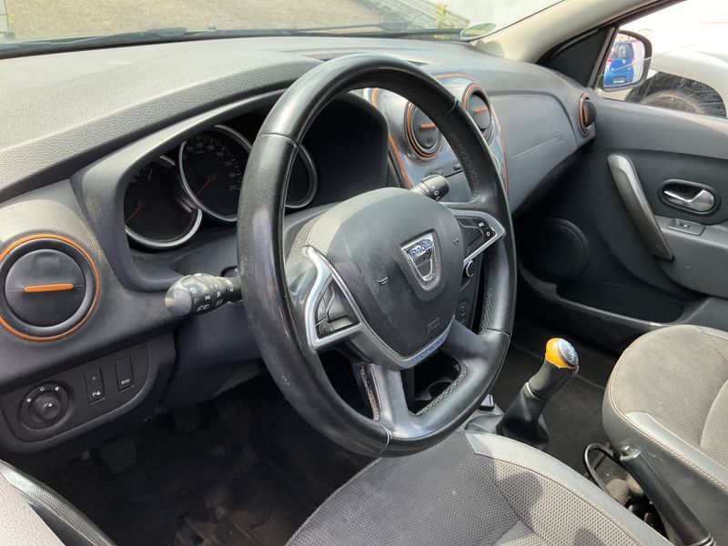 Dacia Logan MCV 0.9 TCe Stepway Celebration 2017 – снимка 36