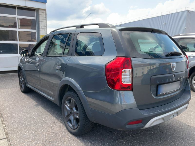 Dacia Logan MCV 0.9 TCe Stepway Celebration 2017 – снимка 6
