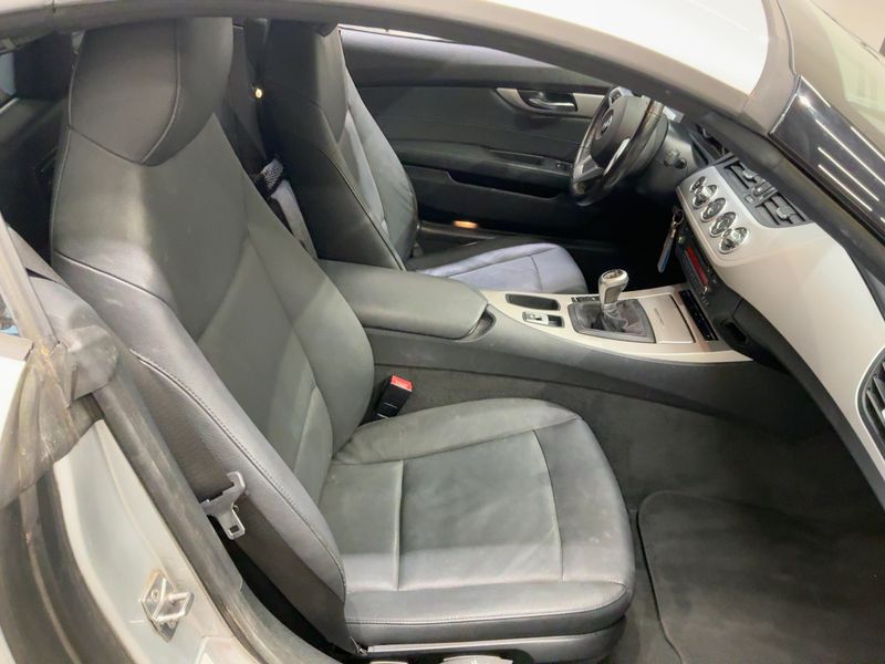 BMW Z4 sDrive 23i — zdjęcie 14