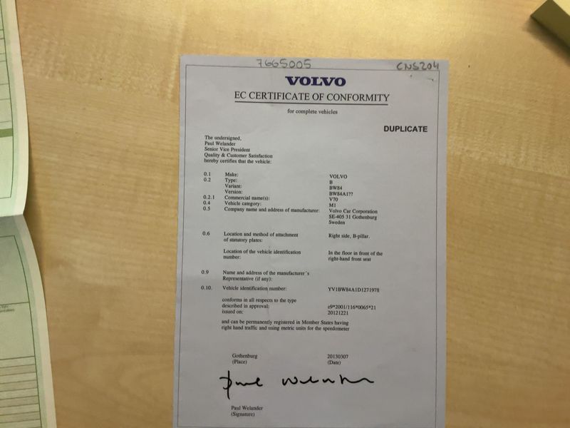 Volvo V70 1.6 D2 Momentum — zdjęcie 16