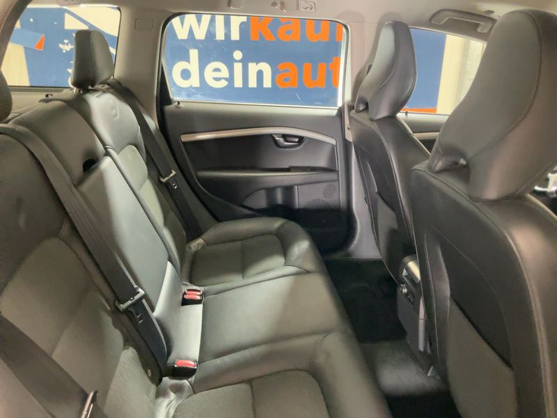 Volvo V70 1.6 D2 Momentum — zdjęcie 14