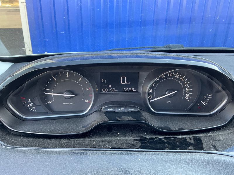 Peugeot 208 1.6 Blue-HDi Active Auto Ecole — zdjęcie 13