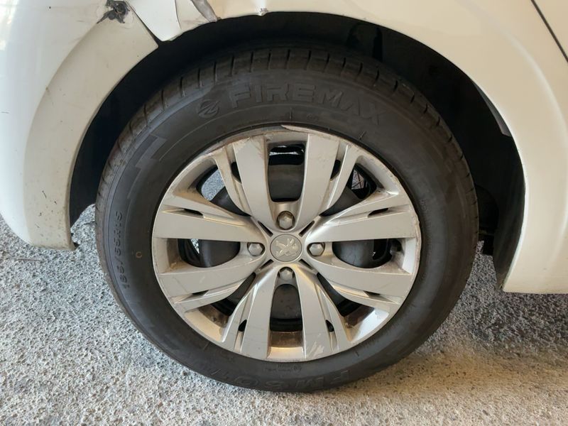 Peugeot 208 1.6 Blue-HDi Active Auto Ecole 2018 – снимка 9