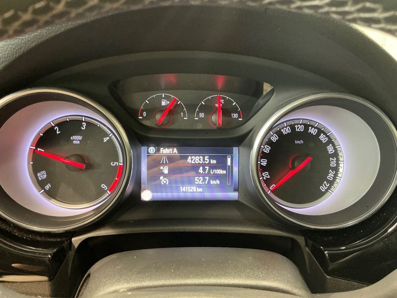 Opel Astra 1.6 CDTI Innovation Start&Stop 2016 – снимка 18