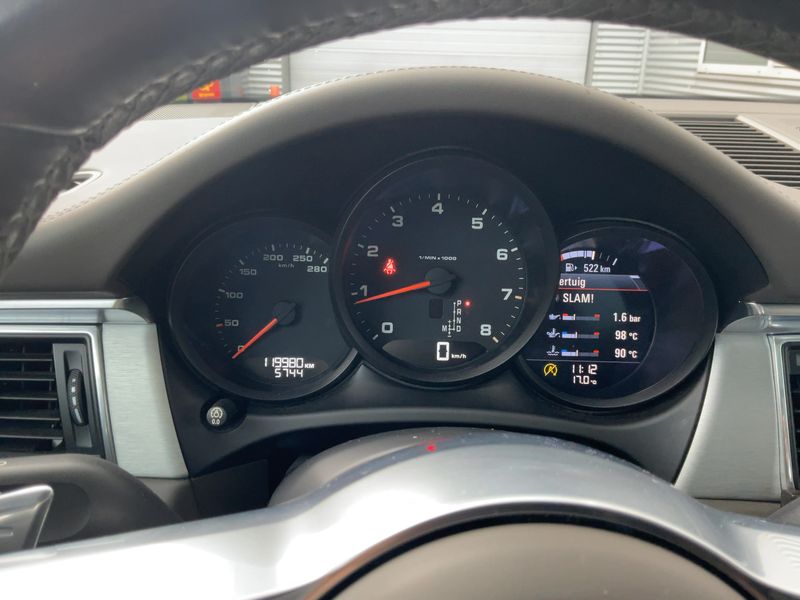Porsche Macan 2.0 — zdjęcie 13