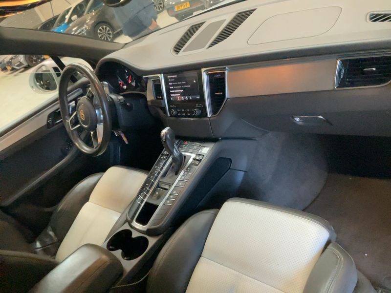 Porsche Macan 2.0 — zdjęcie 12