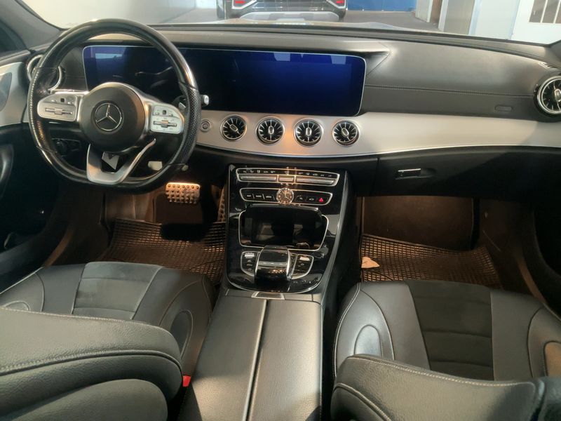 Mercedes-Benz CLS-Klasse CLS 350 d 4Matic AMG Line — zdjęcie 12