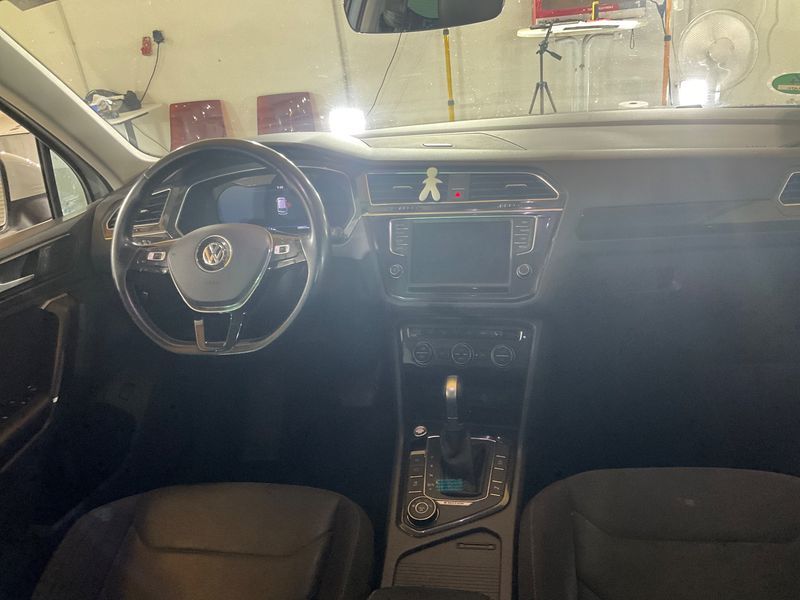 Volkswagen Tiguan 2.0 TDI Highline 4Motion BlueMotion Tech 2016 – снимка 17