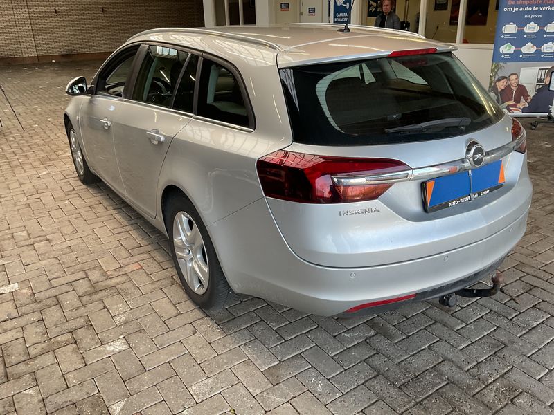 Opel Insignia Sports Tourer 2.0 CDTI Edition — zdjęcie 3