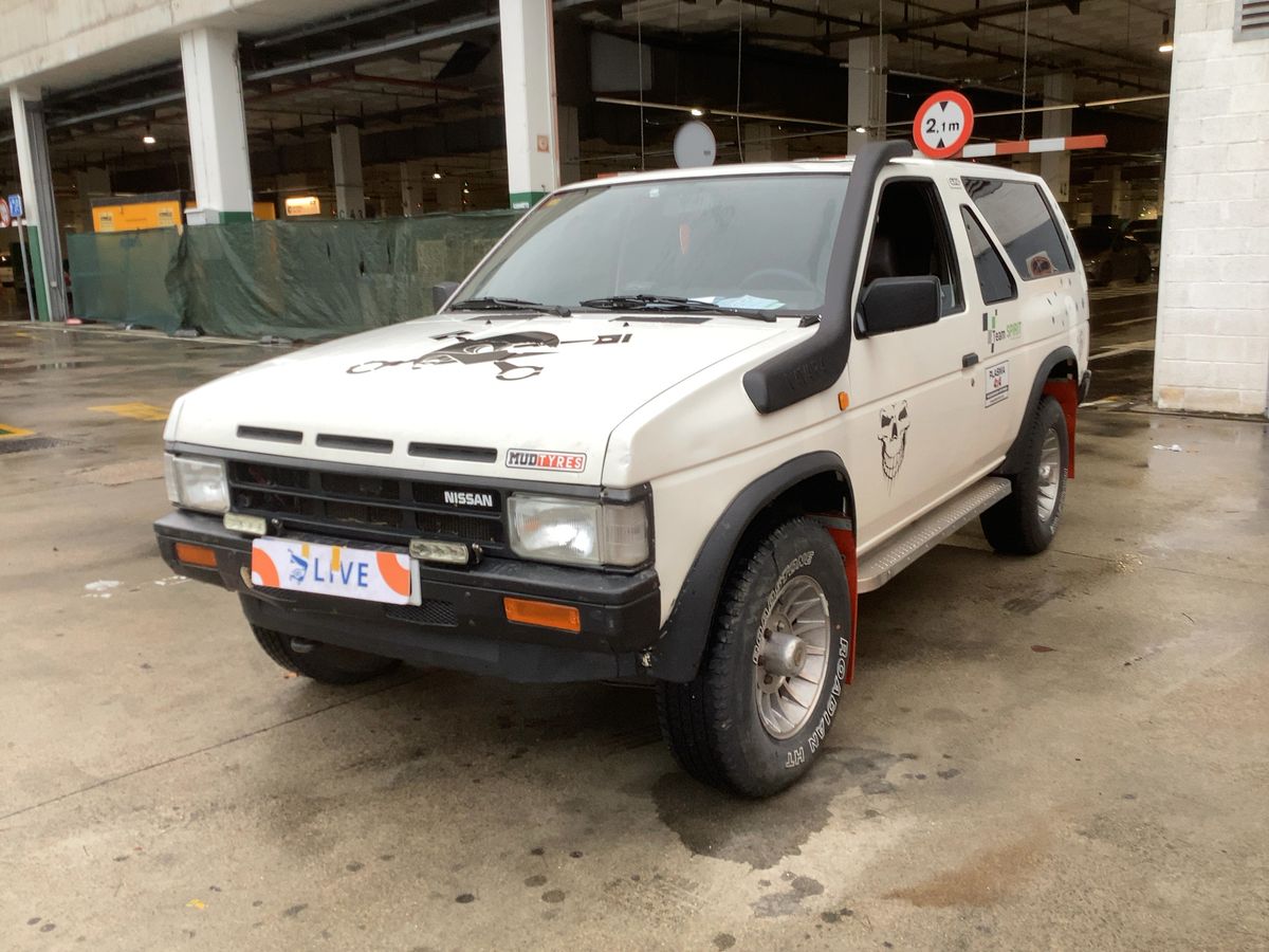 Nissan Terrano 2.4