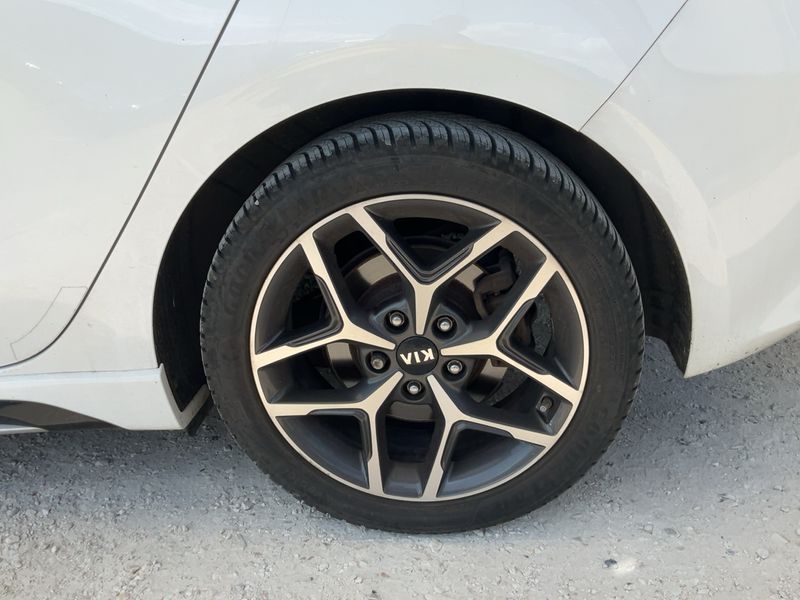 Kia cee'd 1.6 CRDi GT Line Premium 2019 – снимка 5