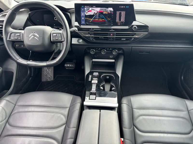 Citroen C5 X 1.2 PureTech Shine — zdjęcie 11