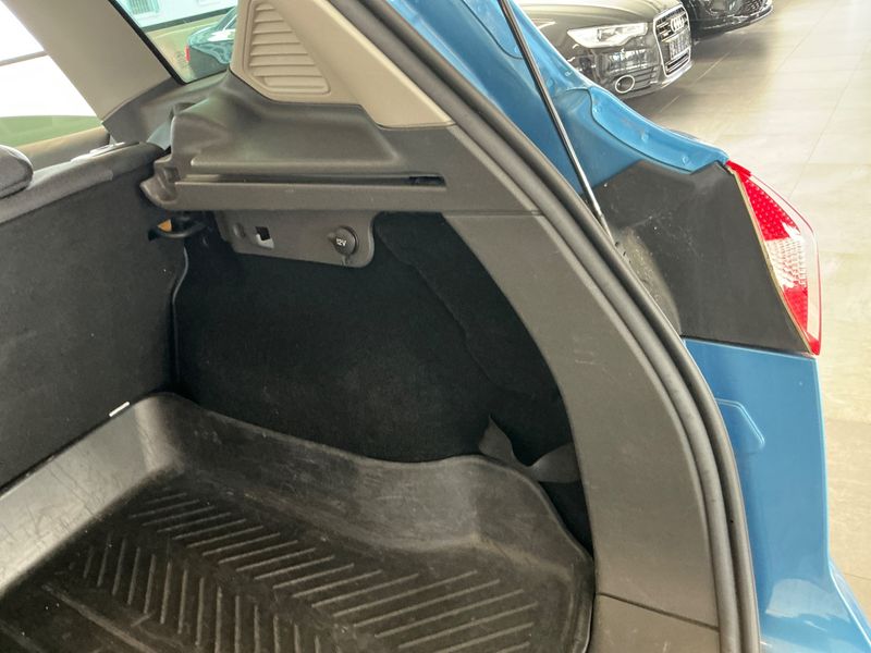 Ford Kuga 2.0 TDCi Titanium 2009 – снимка 35