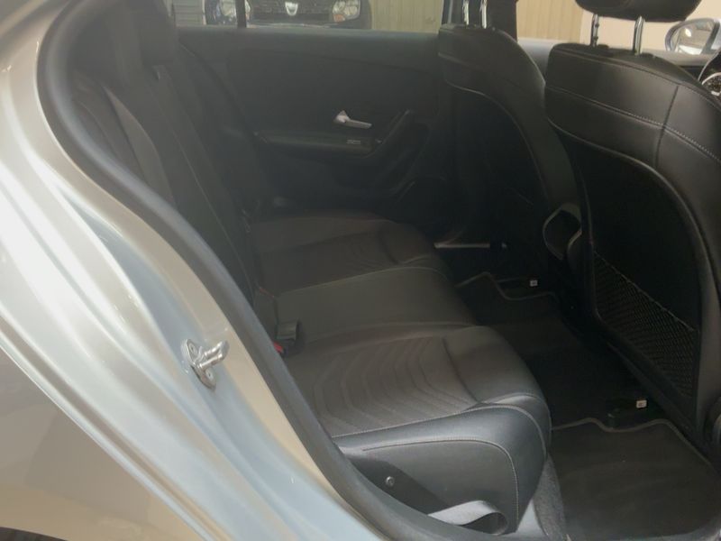 Mercedes-Benz A-Klasse Limousine A 180 d Style — zdjęcie 14