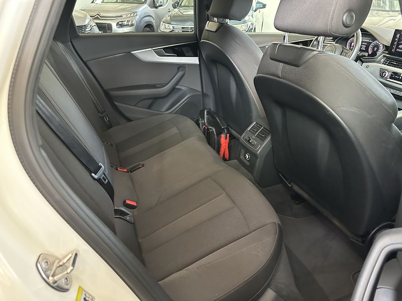 Audi A4 35 TFSI Mild-Hybrid advanced — zdjęcie 13