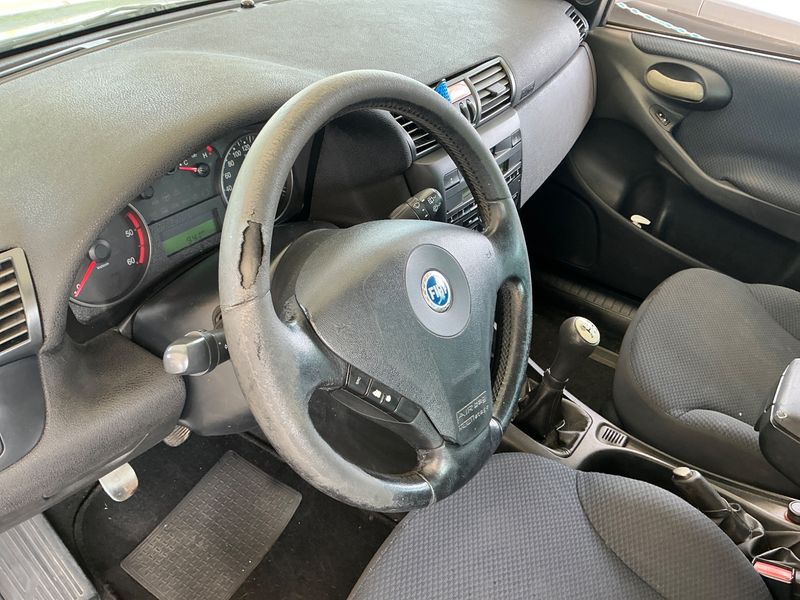 Fiat Stilo 1.9 JTD 115 Dynamic 2003 – снимка 27