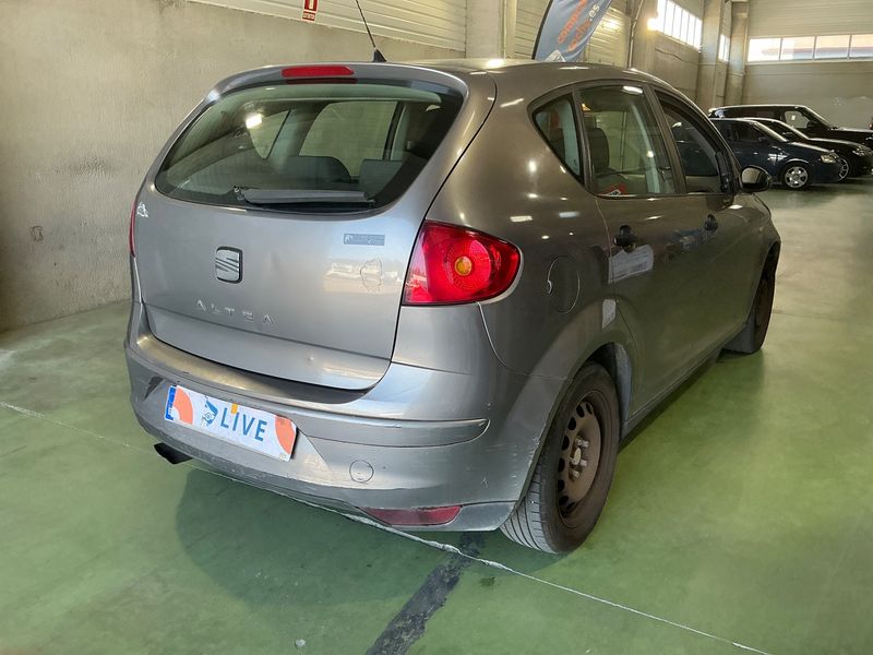 Seat Altea 1.9 TDI Reference — zdjęcie 2