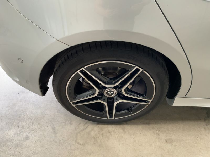Mercedes-Benz A-Klasse A 180 AMG Line 2019 – снимка 9
